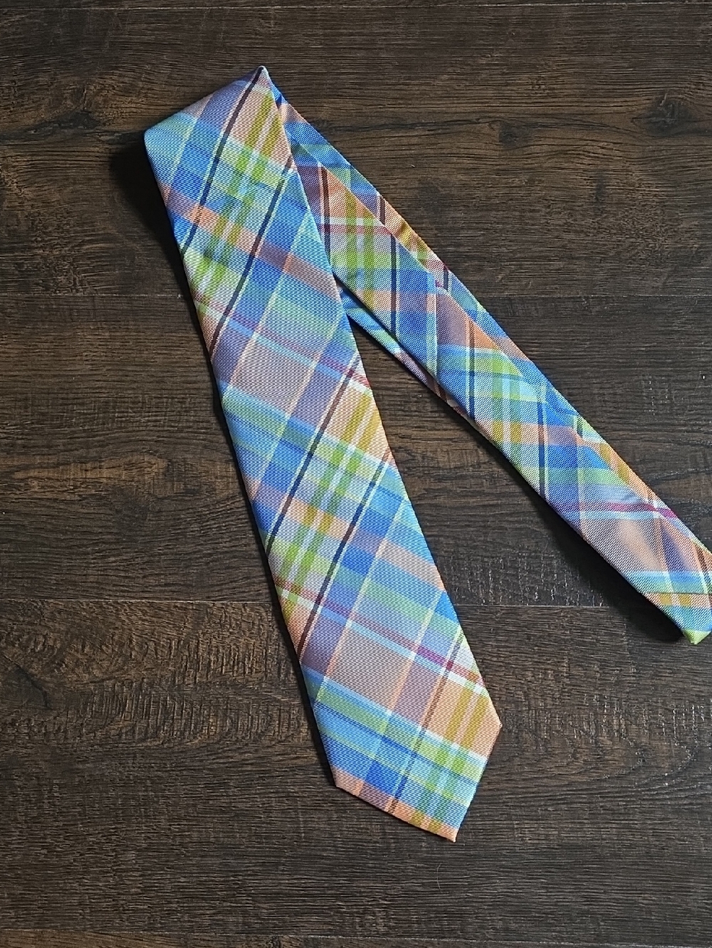 IZOD Plaid Pastel Men's Tie in Blue, Green & Pink